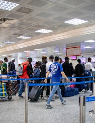 316358aa7ae2b0f878bd0f2098cc55bf295dffdb تسهيل عودة 4500 مهاجر من إفريقيا جنوب الصحراء إلى أوطانهم في إطار العودة الطوعية