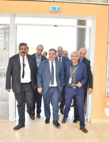 714765429 1407071718120842 2287008993530593248 n وزير التربية يزور مركزي إصلاح الاختبارات الكتابية للباكالوريا والتجميع والتوزيع بسليانة