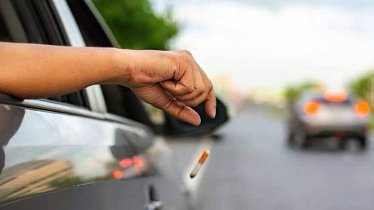 fume 0 شركة تونس للطرقات السيارة تحذر من رمي أعقاب السجائر من نوافذ السيارات