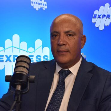 سمير الدبوسي سمير الدبوسي: هدف إضراب البنوك استئناف المفاوضات وليس الزيادة في الأجور فقط