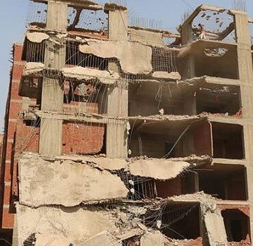 وضعية المباني المخالفة لرخص البناء لجنة التخطيط الاستراتيجي تصادق على مقترح قانون تسوية وضعية المباني المخالفة لرخص البناء