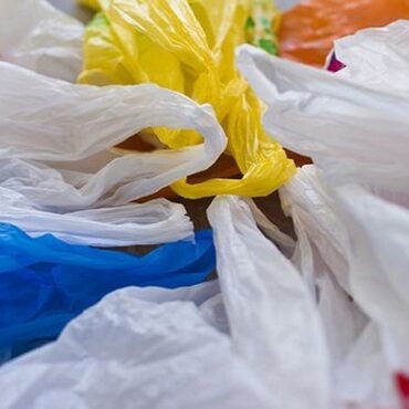sac مقترح قانون شامل لحظر الأكياس البلاستيكية ذات الاستعمال الواحد في تونس وتنظيم البدائل المستدامة