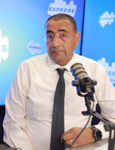 أحمد الجزيري الجزيري: اتحاد الشغل نشر مقترحات قانون المالية 2027 في جريدة "الشعب" بعد رفضها من وزارة المالية
