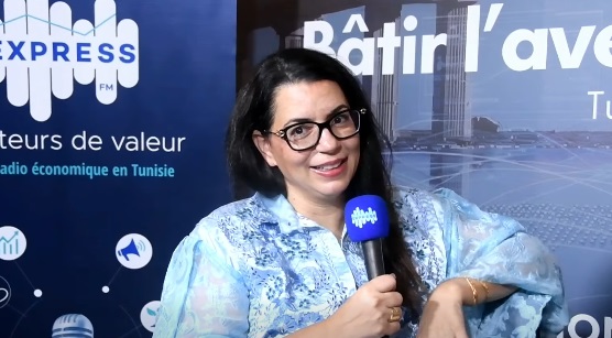 أمال كربول آمال كربول: الذكاء الاصطناعي يفرض ثورة في التعليم وسوق العمل وعلى تونس مواكبة التحول
