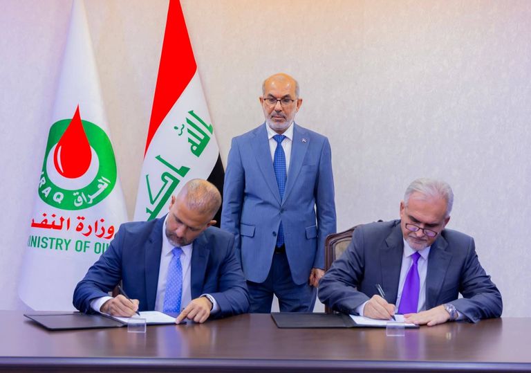 بغداد أمريكا بغداد .. توقيع اتفاق عراقي أمريكي لإدارة حقلين للنفط