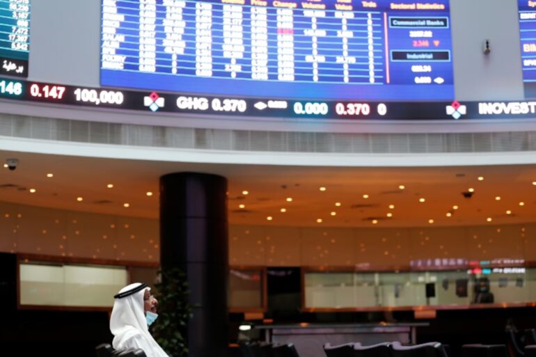 بورصات الخليج هبوط معظم بورصات الخليج عقب هجمات الحوثيين على منشآت نفط سعودية