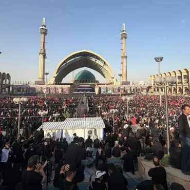 خمنائي تشييع شعبي حاشد لخامنئي في اليوم الثاني من جنازته