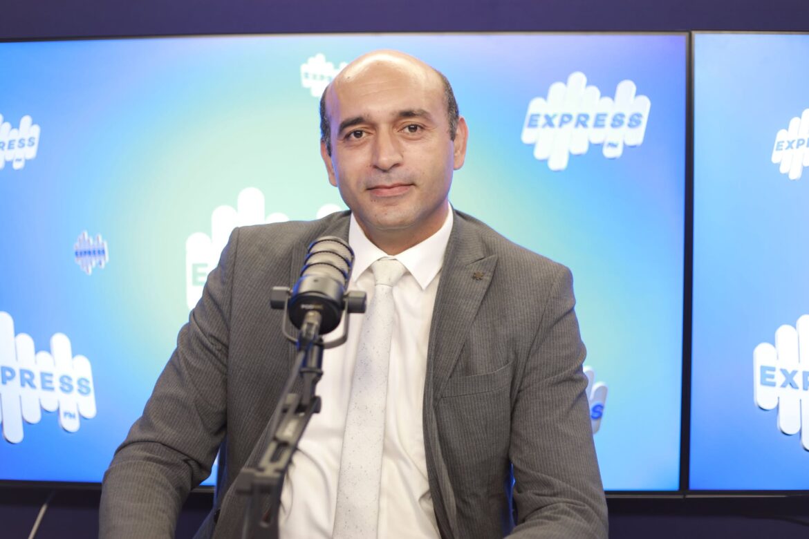 ظافر الصغيري ظافر الصغيري: الصغيري: مصادر تمويل مخطط التنمية ما تزال مجهولة