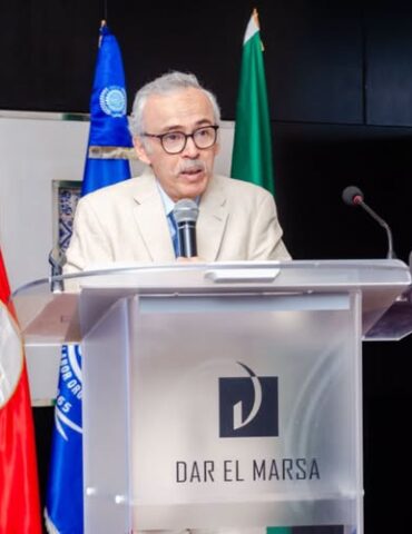 وزير الشؤون الاج وزير الشؤون الاجتماعية يدعو إلى تطوير التشريعات لتنظيم العمل عبر المنصات الرقمية